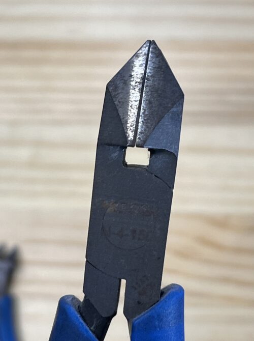 ホーザンHOZAN N-4-150 斜ニッパー。大きなものを切るときに便利。