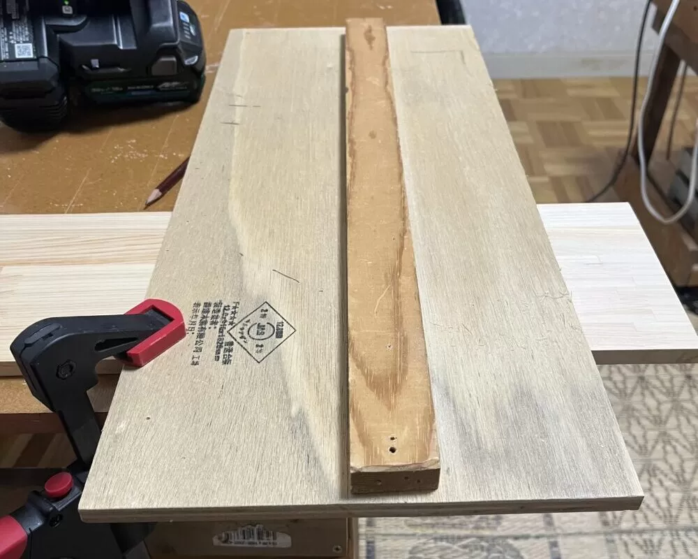 まっすぐ正確に切る】丸ノコ定規を自作しよう！ – ヒヨコの