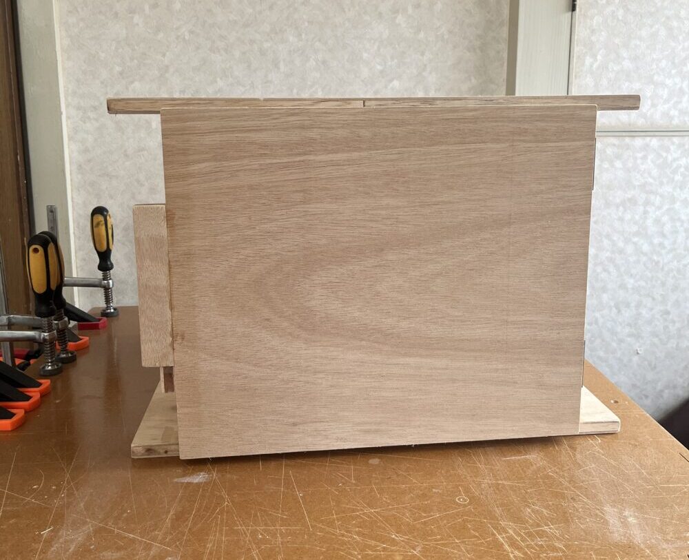 トリマーテーブル正面