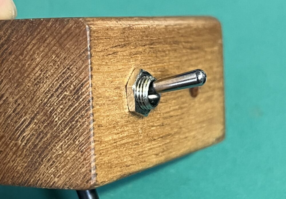 トグルスイッチをDIYで使うとき