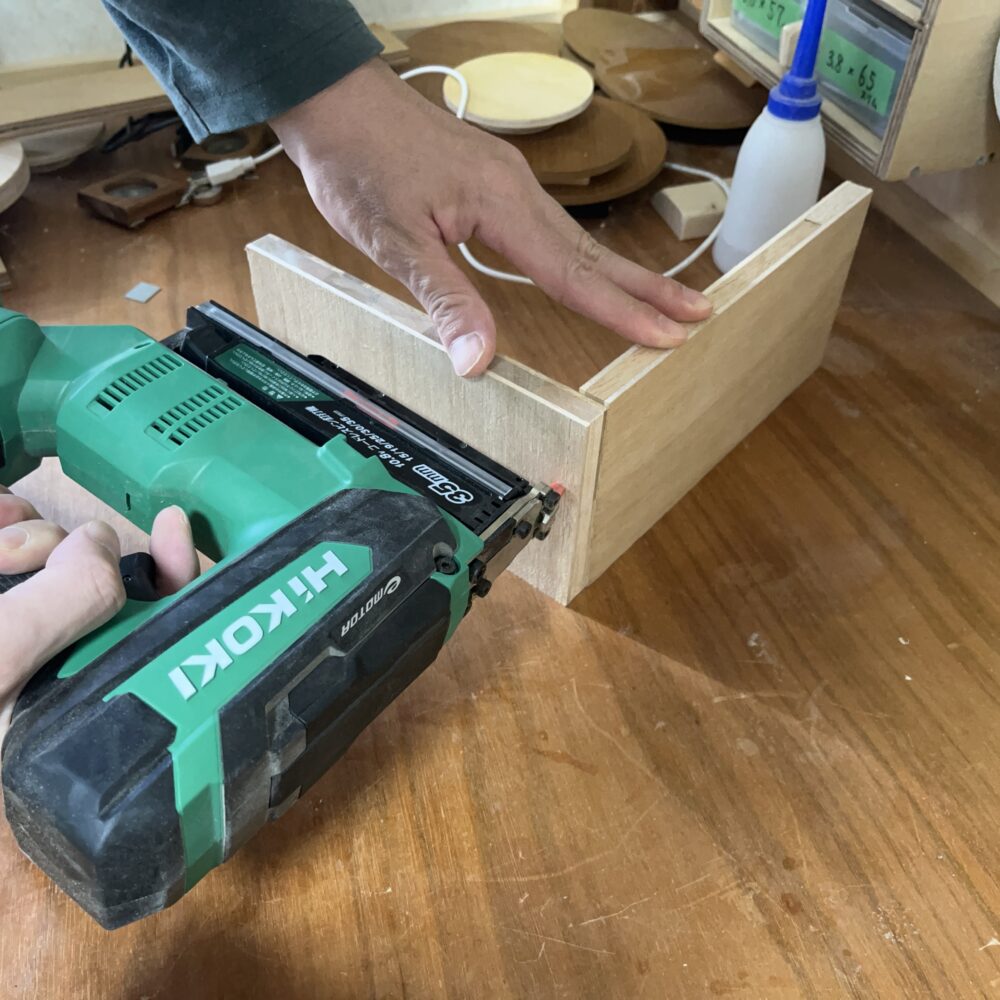 ピン打ち機の使い方　NP1235DA