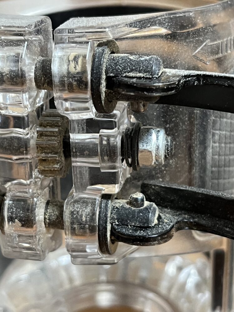 m3608daのゆるみ止めナット