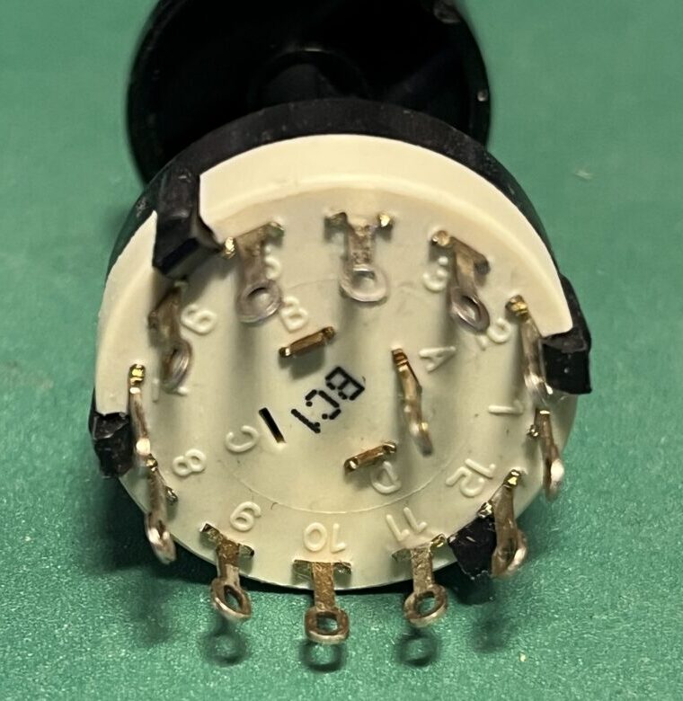 ロータリースイッチの端子形状