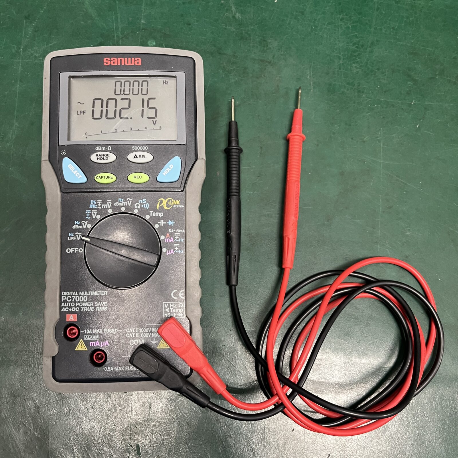 サンワデジタルマルチメーターPC7000